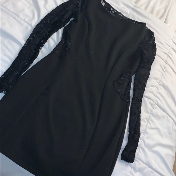 Dress - Picture 1 of 3